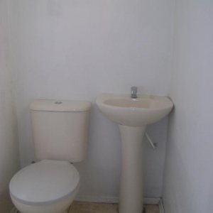 Loja com 301m², no bairro Desvio Rizzo em Caxias do Sul para Comprar