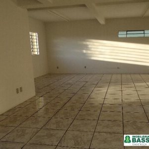 Loja com 95m², 2 dormitórios, no bairro Santa Catarina em Caxias do Sul para Alugar