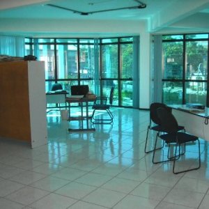 Loja com 1500m², no bairro Sagrada Família em Caxias do Sul para Alugar