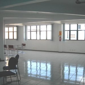 Loja com 1500m², no bairro Sagrada Família em Caxias do Sul para Alugar