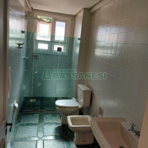 Apto Mobiliado com 171m², 3 dormitórios, 2 vagas, no bairro Centro em Caxias do Sul para Comprar