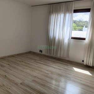 Apartamento com 171m², 3 dormitórios, 2 vagas, no bairro Centro em Caxias do Sul para Alugar ou Comprar