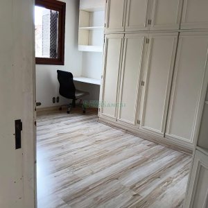 Apartamento com 171m², 3 dormitórios, 2 vagas, no bairro Centro em Caxias do Sul para Alugar ou Comprar