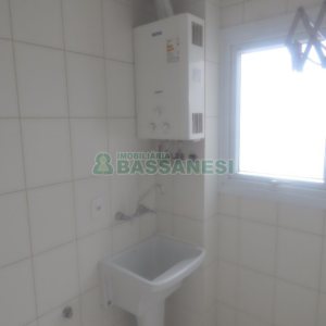 Apartamento com 71m², 2 dormitórios, 2 vagas, no bairro Lourdes em Caxias do Sul para Comprar