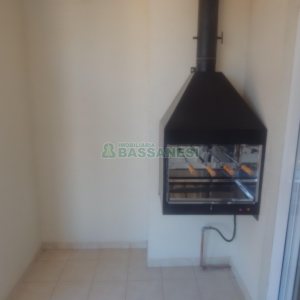 Apartamento com 71m², 2 dormitórios, 2 vagas, no bairro Lourdes em Caxias do Sul para Comprar