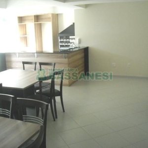 Apartamento com 71m², 2 dormitórios, 2 vagas, no bairro Lourdes em Caxias do Sul para Comprar