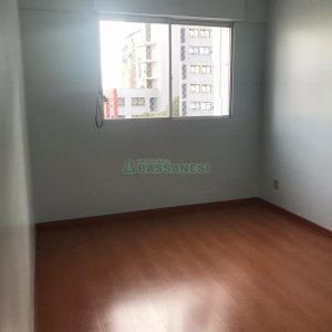 Apartamento com 44m², 1 dormitório, no bairro Centro em Caxias do Sul para Comprar