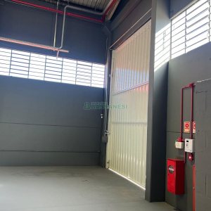 Pavilhão com 2000m², no bairro Santa Catarina em Caxias do Sul para Alugar