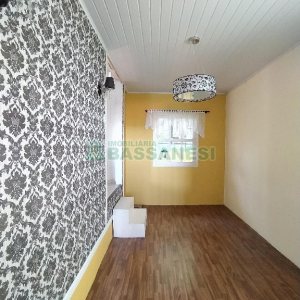 Casa com 225m², 3 dormitórios, 2 vagas, no bairro Universitário em Caxias do Sul para Comprar