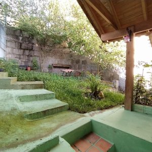 Casa com 225m², 3 dormitórios, 2 vagas, no bairro Universitário em Caxias do Sul para Comprar