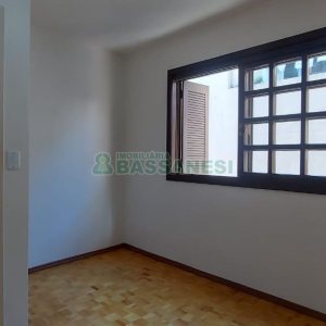 Apartamento com 90m², 3 dormitórios, 2 vagas, no bairro Santa Catarina em Caxias do Sul para Alugar