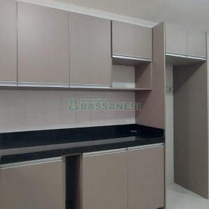 Apartamento com 106m², 3 dormitórios, 2 vagas, no bairro Santa Catarina em Caxias do Sul para Alugar