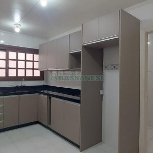 Apartamento com 106m², 3 dormitórios, 2 vagas, no bairro Santa Catarina em Caxias do Sul para Alugar