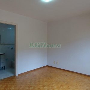 Apartamento com 106m², 3 dormitórios, 2 vagas, no bairro Santa Catarina em Caxias do Sul para Alugar