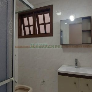 Apartamento com 106m², 3 dormitórios, 2 vagas, no bairro Santa Catarina em Caxias do Sul para Alugar