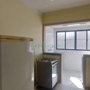 Apto Mobiliado com 55m², 1 dormitório, 1 vaga, no bairro Centro em Caxias do Sul para Alugar