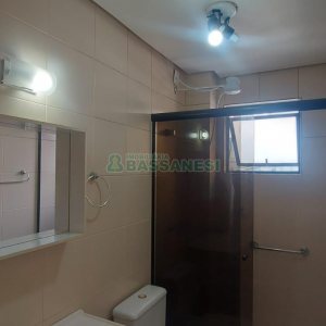 Apto Mobiliado com 55m², 1 dormitório, 1 vaga, no bairro Centro em Caxias do Sul para Alugar