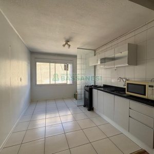 Apto Mobiliado com 76m², 2 dormitórios, 1 vaga, no bairro Jardelino Ramos em Caxias do Sul para Alugar