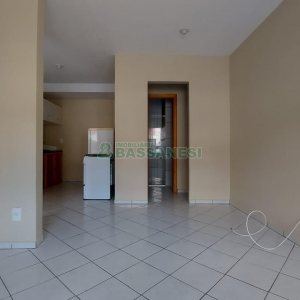 Apartamento com 30m², 1 dormitório, 1 vaga, no bairro Petrópolis em Caxias do Sul para Alugar
