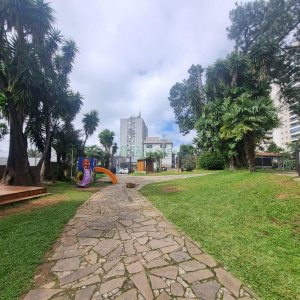 Casa Comercial com 530m², no bairro Petrópolis em Caxias do Sul para Alugar