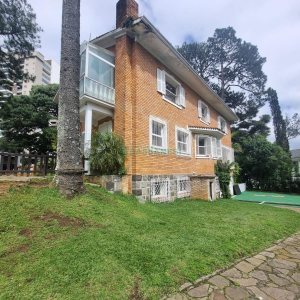 Casa Comercial com 530m², no bairro Petrópolis em Caxias do Sul para Alugar