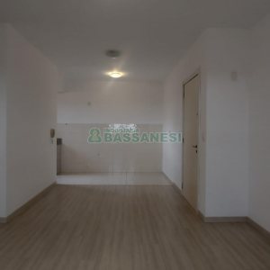 Apartamento com 58m², 1 dormitório, 1 vaga, no bairro Sagrada Família em Caxias do Sul para Alugar