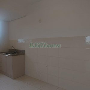 Apartamento com 58m², 1 dormitório, 1 vaga, no bairro Sagrada Família em Caxias do Sul para Alugar