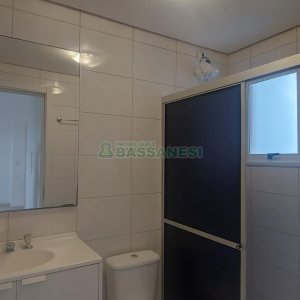 Apartamento com 58m², 1 dormitório, 1 vaga, no bairro Sagrada Família em Caxias do Sul para Alugar