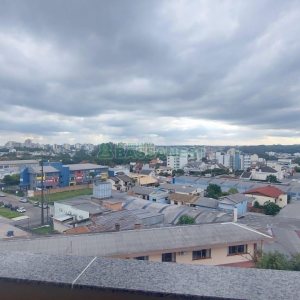 Apartamento com 58m², 1 dormitório, 1 vaga, no bairro Sagrada Família em Caxias do Sul para Alugar