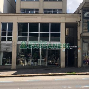 Sala com 45m², no bairro Centro em Caxias do Sul para Alugar