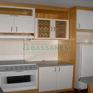 Apto Mobiliado com 148m², 2 dormitórios, 2 vagas, no bairro Centro em Caxias do Sul para Comprar