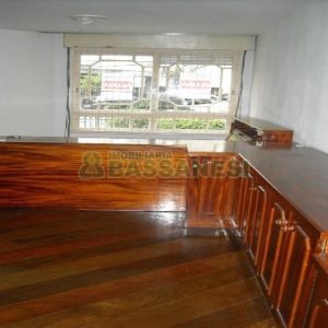 Apto Mobiliado com 148m², 2 dormitórios, 2 vagas, no bairro Centro em Caxias do Sul para Comprar