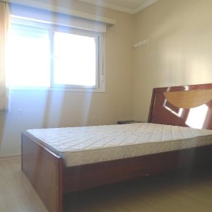 Apto Mobiliado com 52m², 1 dormitório, 1 vaga, no bairro Lourdes em Caxias do Sul para Comprar