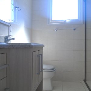 Apto Mobiliado com 52m², 1 dormitório, 1 vaga, no bairro Lourdes em Caxias do Sul para Comprar