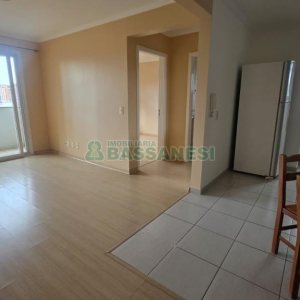 Apto Mobiliado com 52m², 1 dormitório, 1 vaga, no bairro Lourdes em Caxias do Sul para Comprar