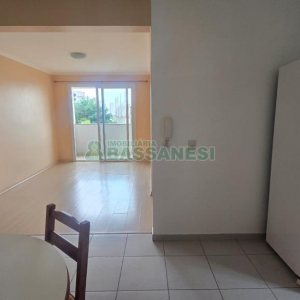 Apto Mobiliado com 52m², 1 dormitório, 1 vaga, no bairro Lourdes em Caxias do Sul para Comprar