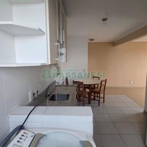 Apto Mobiliado com 52m², 1 dormitório, 1 vaga, no bairro Lourdes em Caxias do Sul para Comprar