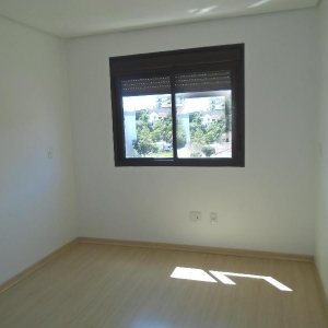 Apartamento com 80m², 2 dormitórios, 2 vagas, no bairro Bela Vista em Caxias do Sul para Alugar