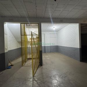 Pavilhão com 400m², no bairro Cristo Redentor em Caxias do Sul para Alugar