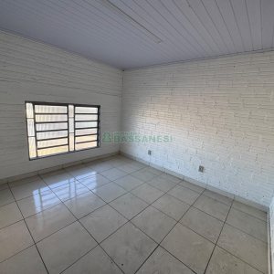 Pavilhão com 400m², no bairro Cristo Redentor em Caxias do Sul para Alugar
