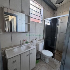 Pavilhão com 400m², no bairro Cristo Redentor em Caxias do Sul para Alugar