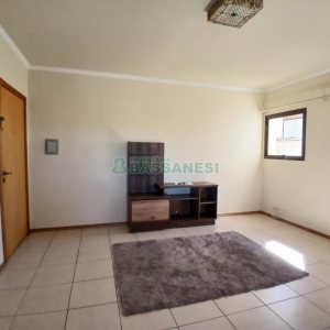 Apto Mobiliado com 63m², 1 dormitório, 1 vaga, no bairro Sagrada Família em Caxias do Sul para Alugar