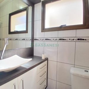 Apto Mobiliado com 63m², 1 dormitório, 1 vaga, no bairro Sagrada Família em Caxias do Sul para Alugar