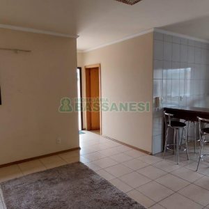 Apto Mobiliado com 63m², 1 dormitório, 1 vaga, no bairro Sagrada Família em Caxias do Sul para Comprar