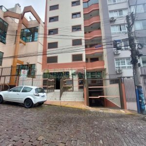 Apartamento com 97m², 2 dormitórios, 1 vaga, no bairro São Pelegrino em Caxias do Sul para Alugar