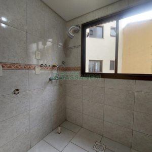 Apartamento com 97m², 2 dormitórios, 1 vaga, no bairro São Pelegrino em Caxias do Sul para Alugar