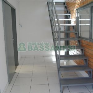 Pavilhão com 570m², no bairro Sanvitto em Caxias do Sul para Alugar