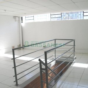 Pavilhão com 570m², no bairro Sanvitto em Caxias do Sul para Alugar