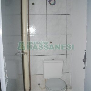 Pavilhão com 570m², no bairro Sanvitto em Caxias do Sul para Alugar