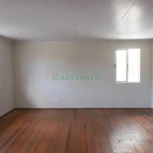 Sala com 70m², no bairro Centro em Caxias do Sul para Alugar